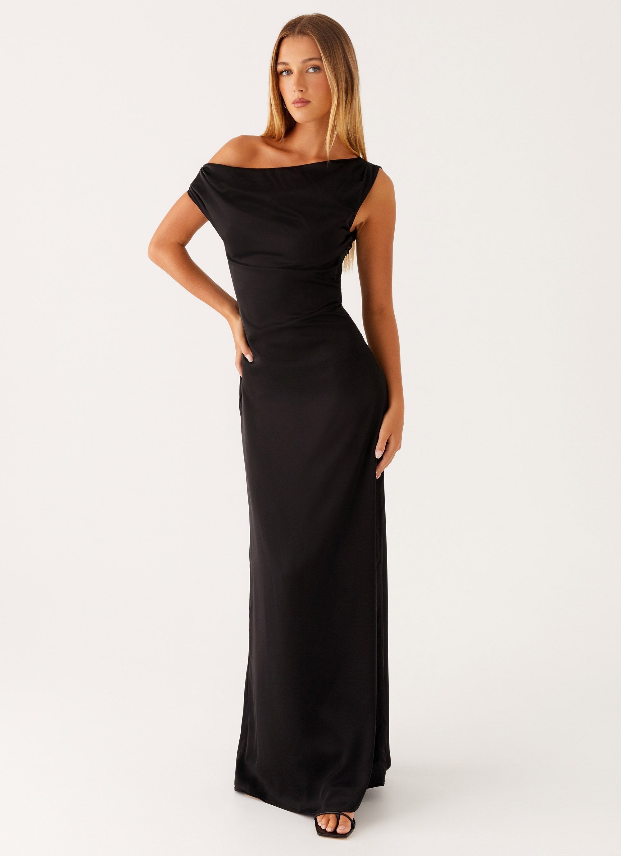 Éva Maxi Dress